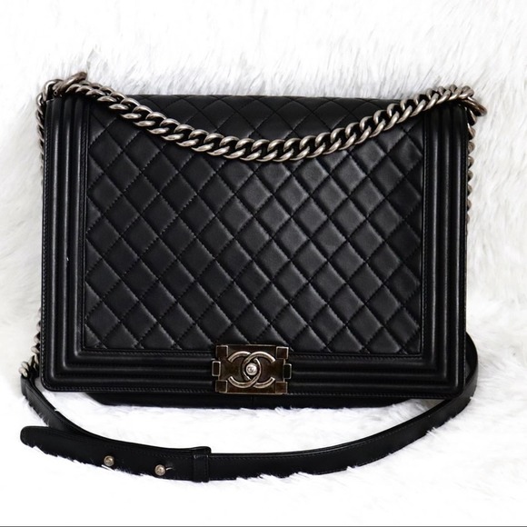 CHANEL Handbags - ❤️AUTHENTIC❤️ Popular Boy Chanel 30cm